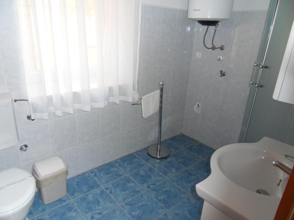 Petricevic 2 Apartment Selce