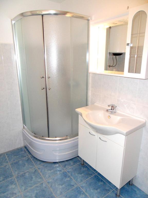 Apartment Petricevic 2 *